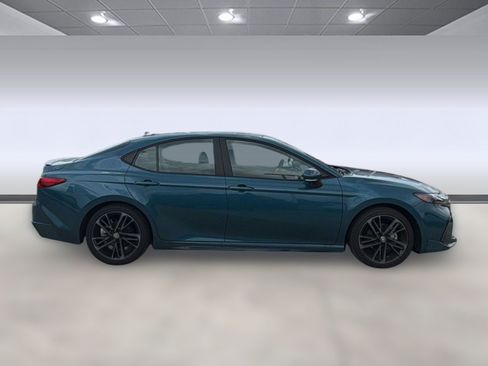 Used 2026 Toyota Camry XSE FWD image 8