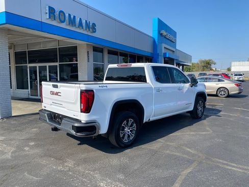 Used 2025 GMC Sierra 1500 SLT AWD/4WD image 4