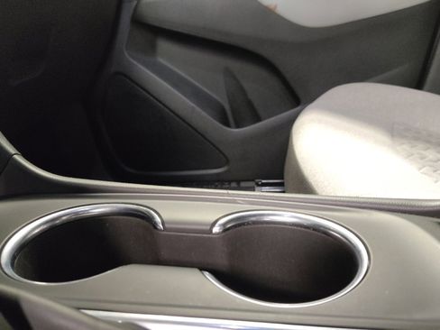 Used 2022 Chevrolet Equinox LT w/ LPO, Floor Liner Package FWD image 26