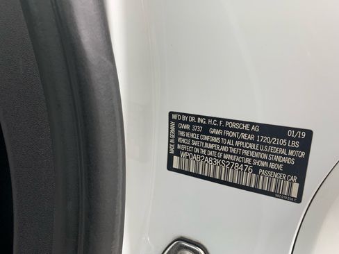 Used 2019 Porsche 718 Cayman S RWD image 13