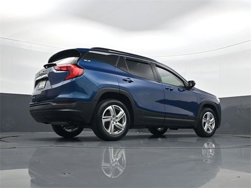 Used 2020 GMC Terrain SLE w/ Driver Convenience Package image 25