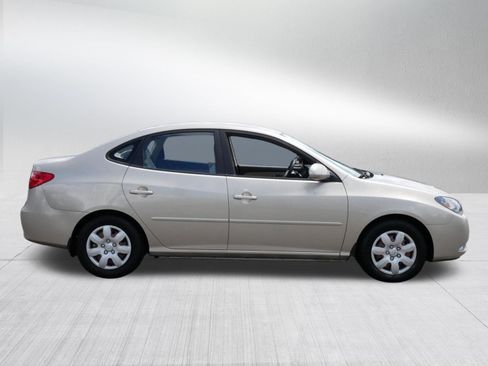 Used 2009 Hyundai Elantra GLS FWD image 8