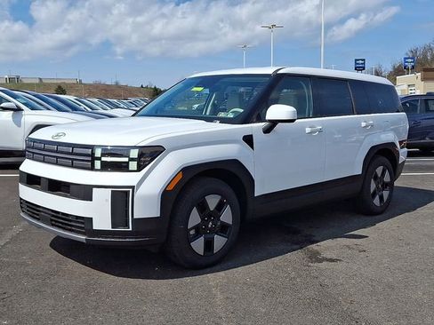 New 2026 Hyundai Santa Fe SE image 2