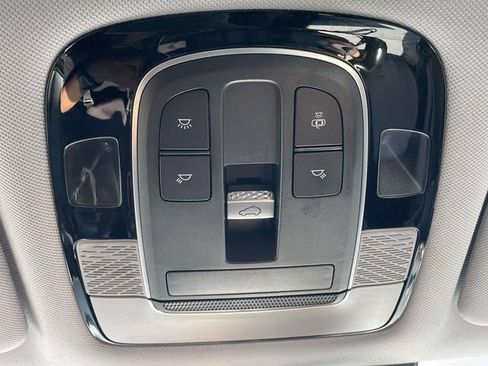 Used 2020 Hyundai Palisade SEL w/ Convenience Package FWD image 33