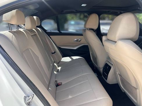 Used 2020 BMW 330i Sedan w/ Convenience Package RWD image 23