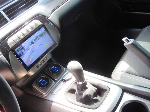 Used 2014 Chevrolet Camaro SS w/ SS Performance Package RWD image 38