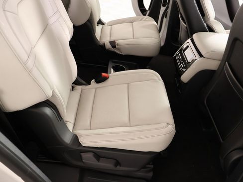 New 2026 Lincoln Aviator Reserve image 15