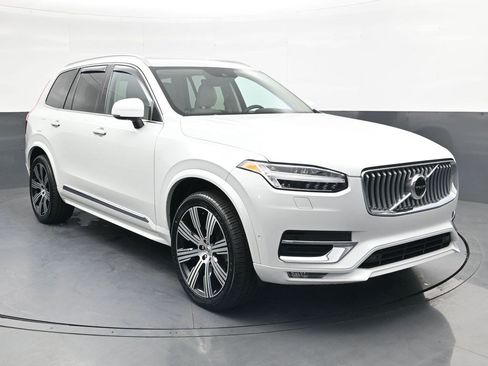 Used 2021 Volvo XC90 T6 Inscription w/ Advanced Package AWD/4WD image 2