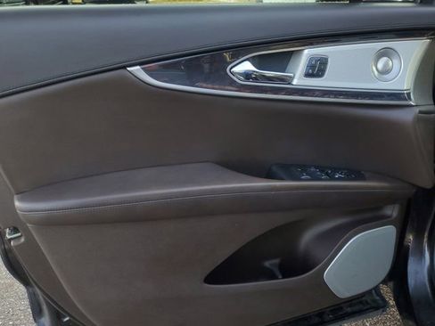 Used 2017 Lincoln MKX Black Label w/ Driver Assistance Package image 7