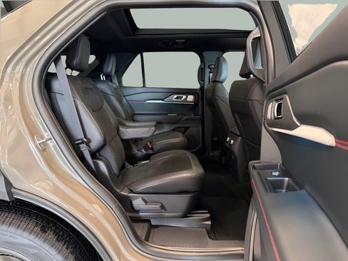 New 2026 Ford Explorer ST w/ Sun And Sound Package AWD/4WD image 19