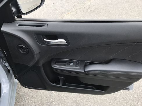 Used 2022 Dodge Charger SXT w/ Blacktop Package image 14