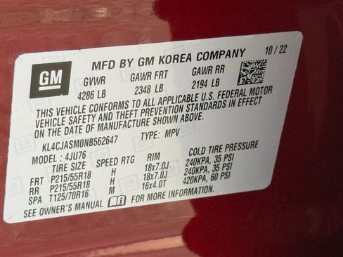 Used 2022 Buick Encore Preferred w/ Safety Package FWD image 32