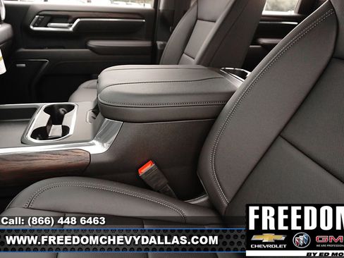 New 2025 GMC Sierra 2500 SLT w/ Texas SLT Premium Package image 34