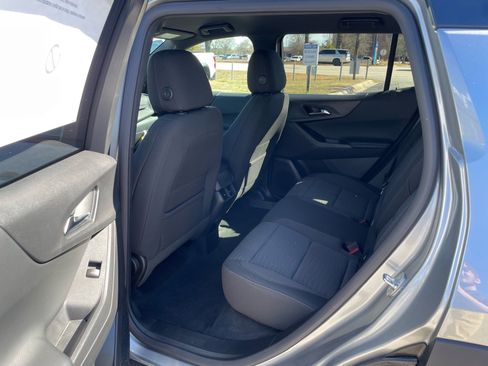 New 2026 Chevrolet Equinox LT image 9