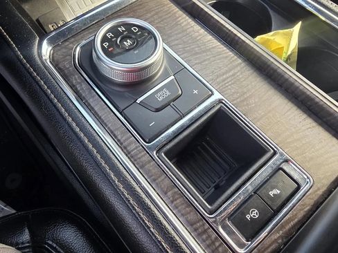 Used 2021 Ford Expedition Limited image 22