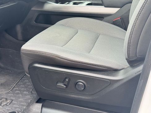 Used 2023 RAM 1500 Big Horn image 24