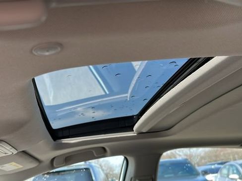 Used 2025 Honda Accord SE image 11