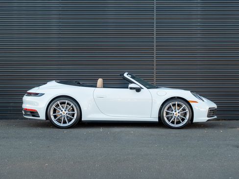 Certified 2021 Porsche 911 Carrera image 9