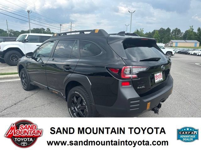 Used 2025 Subaru Outback Wilderness AWD/4WD image 5