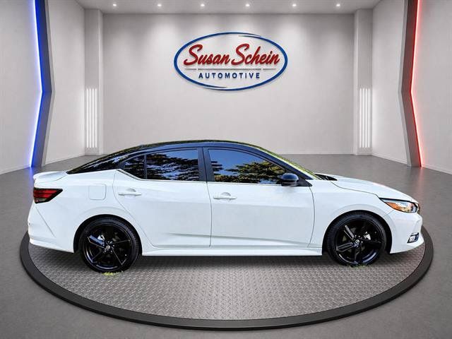 Used 2023 Nissan Sentra SR w/ Trunk Package FWD image 4