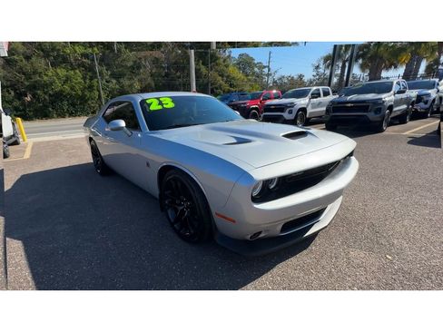 Used 2023 Dodge Challenger R/T Scat Pack w/ Plus Package image 8