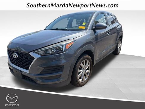 Used 2019 Hyundai Tucson SE image 1
