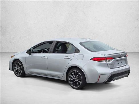 Used 2021 Toyota Corolla SE FWD image 8