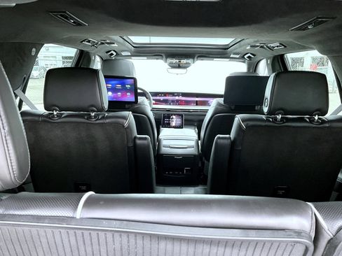 Used 2025 Cadillac Escalade V w/ LPO, ONYX Package AWD/4WD image 24