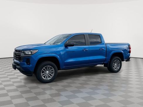 Certified 2024 Chevrolet Colorado LT w/ LT Convenience Package II image 1