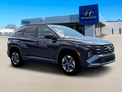 New 2026 Hyundai Tucson SEL image 10