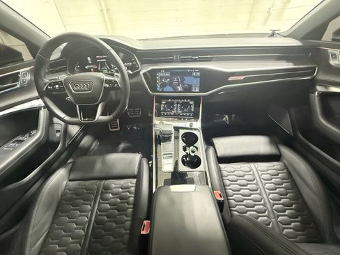 Used 2023 Audi RS 7 Sportback w/ RS 7 Executive Package image 38