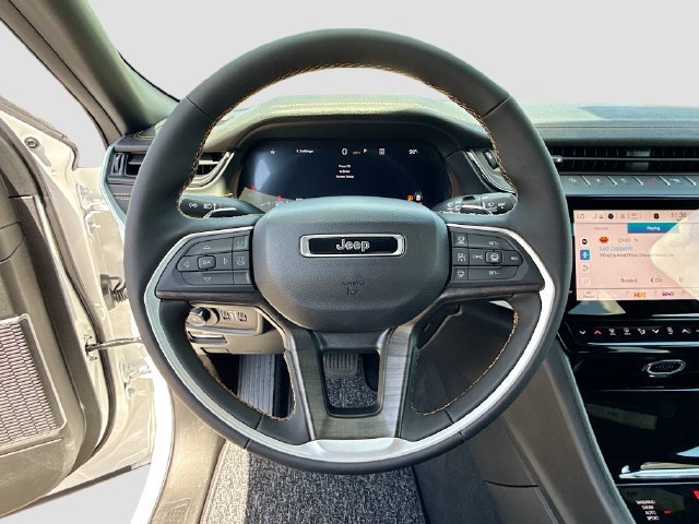 New 2026 Jeep Grand Cherokee Limited AWD/4WD image 8