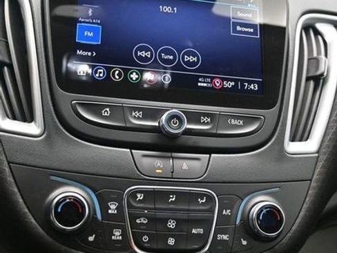 Used 2023 Chevrolet Malibu LT image 13