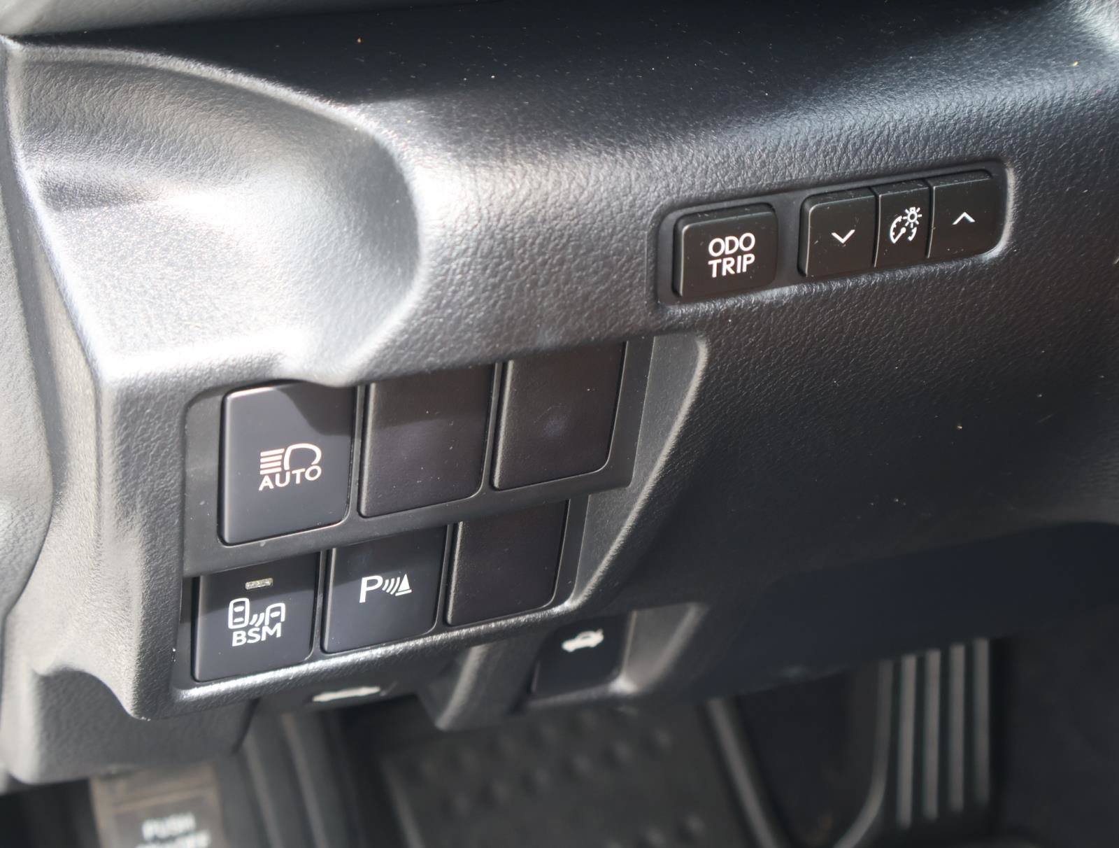 Used 2018 Lexus IS 300 w/ Comfort Package RWD image 22