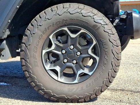 Used 2023 Jeep Wrangler Unlimited Rubicon 4xe w/ Cold Weather Group AWD/4WD image 27