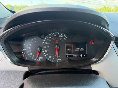 Used 2018 Chevrolet Trax LS AWD/4WD image 24