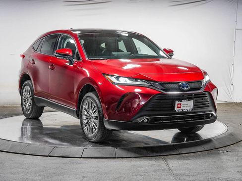 Certified 2024 Toyota Venza Limited AWD/4WD image 6