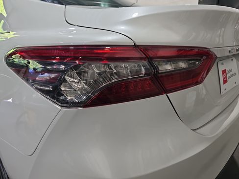 Certified 2023 Toyota Camry XLE FWD image 33