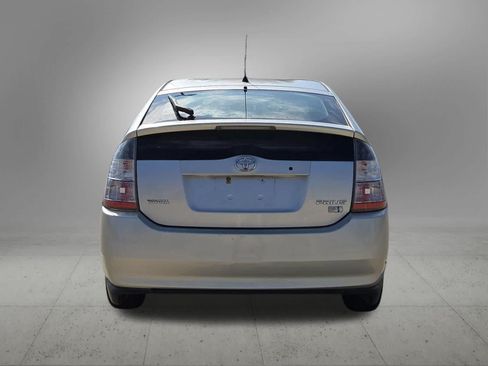 Used 2005 Toyota Prius w/ Pkg 3 FWD image 5
