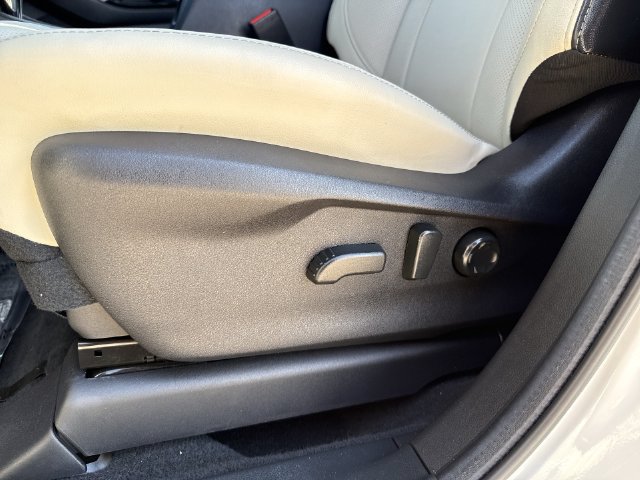 Used 2025 Subaru Ascent Limited AWD/4WD image 20
