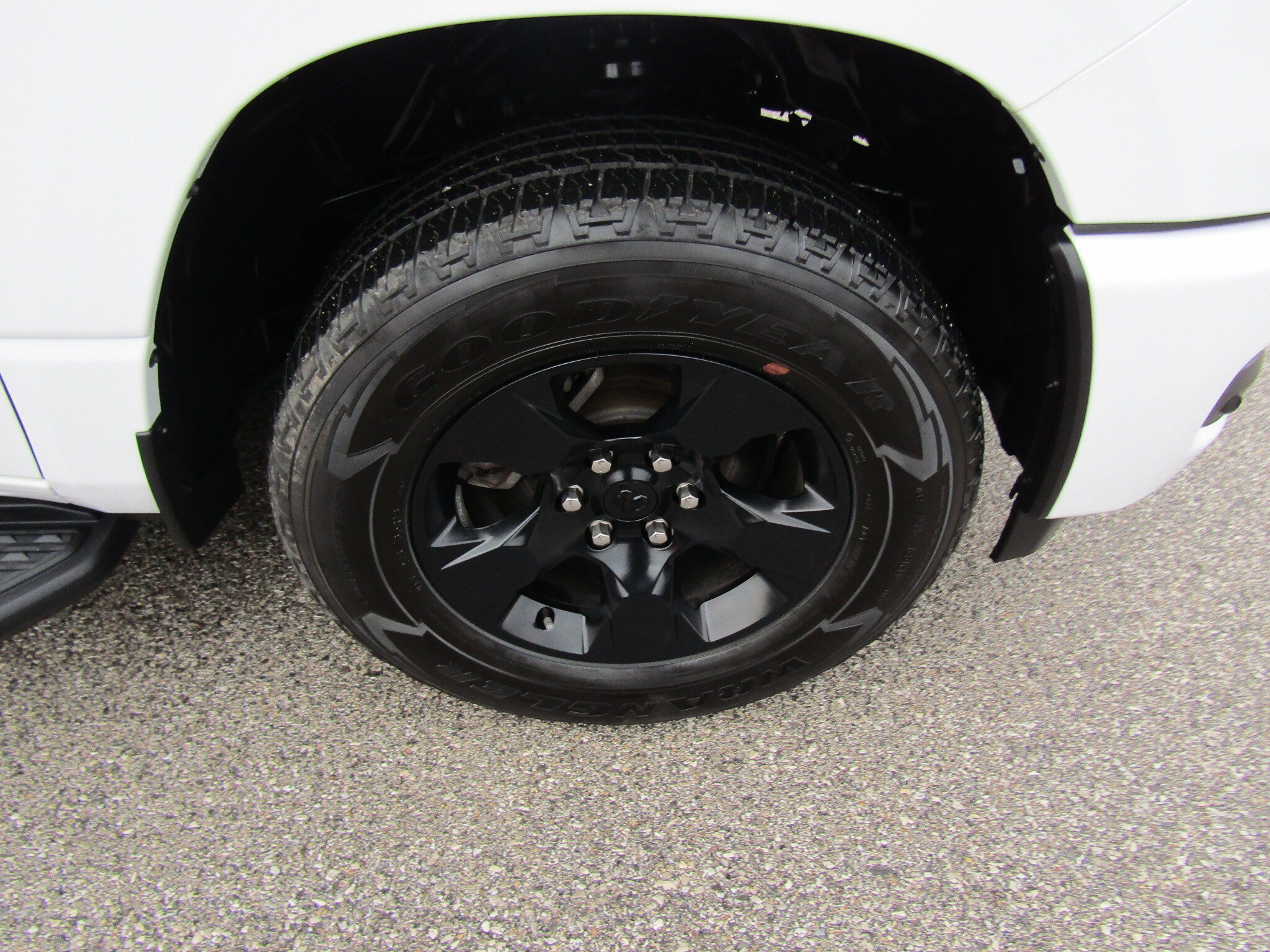 Used 2025 RAM 1500 Tradesman w/ Night Edition AWD/4WD image 12