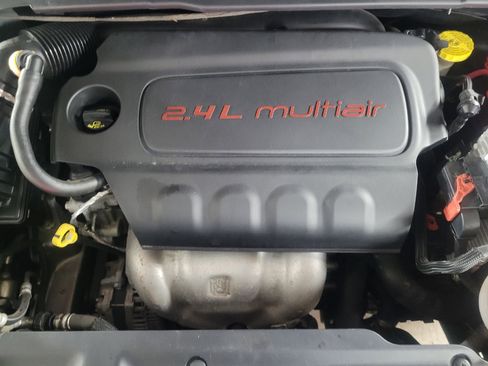 Used 2019 Jeep Compass Limited FWD image 30