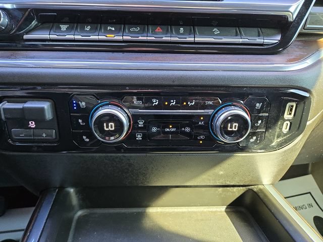 Used 2025 GMC Sierra 3500 SLT w/ SLT Premium Package AWD/4WD image 26