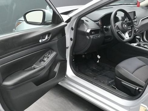 Used 2021 Nissan Altima 2.5 S FWD image 27