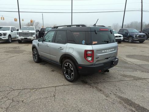 Certified 2022 Ford Bronco Sport Outer Banks w/ Tech Package AWD/4WD image 2