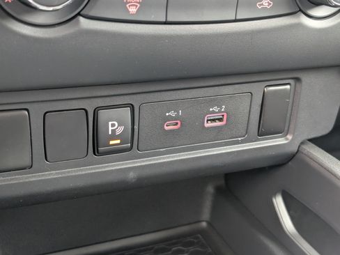 Used 2023 Nissan Frontier S w/ Technology Package image 20