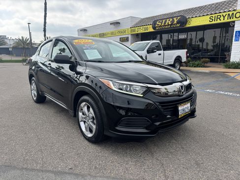 Used 2022 Honda HR-V LX image 1