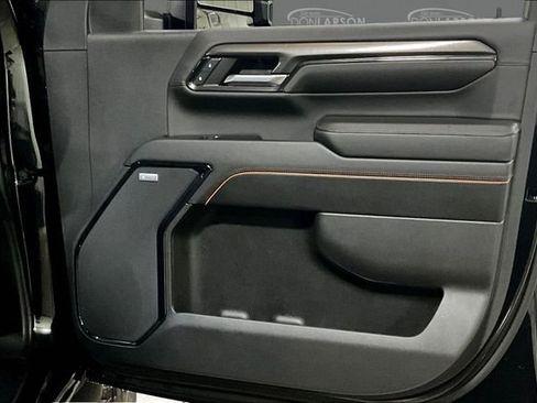 Used 2024 GMC Sierra 2500 AT4 w/ Technology Package image 13