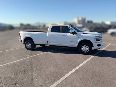New 2026 RAM 3500 Longhorn image 15