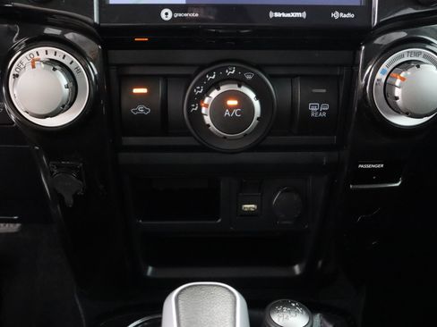 Certified 2024 Toyota 4Runner TRD Off-Road Premium w/ Off Road Premium Plus Package AWD/4WD image 20